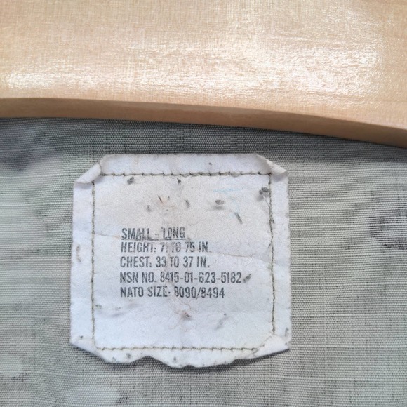 U.S. Military Insect Guard Camo Shirt Green Tan Size Small Long Pockets - Picture 12 of 13